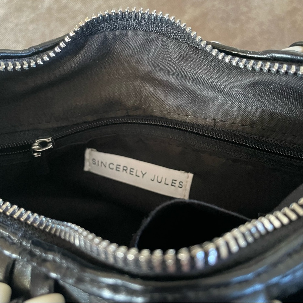 Sincerely Jules Black and White Woven Bag - Picture 4 of 8